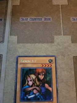 YUGIOH GEMINI ELF LON-000 SECRET UNLIMITED ED NM BLEED HOLO EFFECT - Image 3