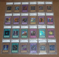 Yugioh Legend of Blue Eyes White Dragon LOB BCCG 10 Mint 44 Card Set - Image 1