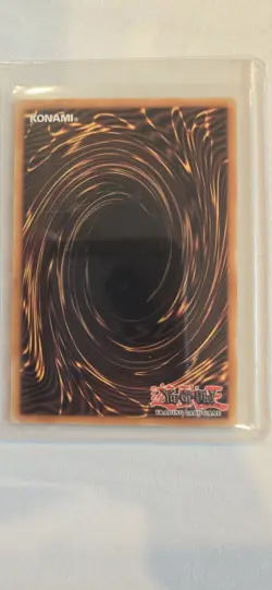 Yu-Gi-Oh Artemis, Magistus Moon Maiden Quarter Century Card RA01-EN049 - Image 2