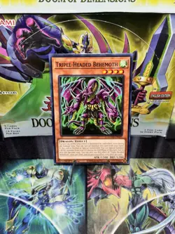 Yugioh! Triple-Headed Behemoth DOOD-EN029 COMMON Doom of Dimensions PREORDER - Image 1