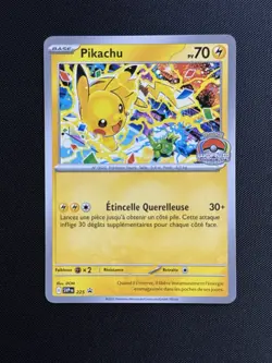 Pokemon TCG - Pikachu 225 - World Championships 2025 Stamped Promo - NM - French - Image 1