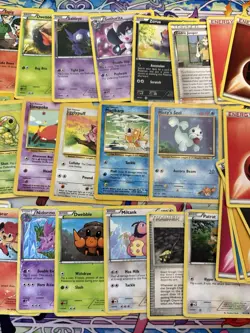 Bulk Lot Of Vintage Black & White Pokemon Cards Includes Holo & Reverse - LP-HP - Image 4