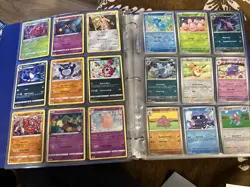 Pokemon Cards Lot Of 200+ Cards HOLOS REVERSE HOLOS RARES Uncommons Commons - Image 3