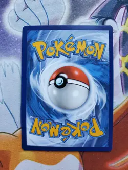 2020 Lugia Holo Rare 132/185 Vivid Voltage Pokemon Card NM-MT - Image 2
