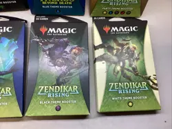 Magic The Gathering THEME BOOSTERS LOT- X8 mixed theme boosters in box CM8122 - Image 3