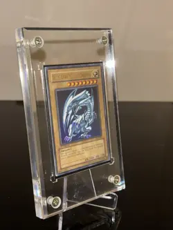 Blue Eyes White Dragon SDK-001 1st Edition (LP) - Image 2