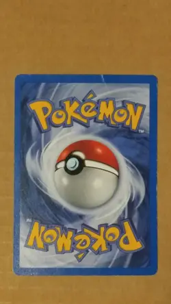 Pokemon. Machamp. 8/102. 1st Edition. Very Lightly Played! Holo. Italian. - Image 3