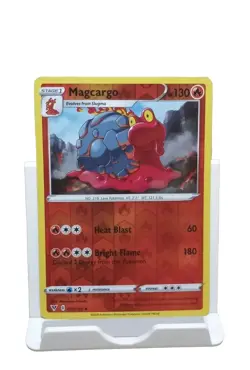 Magcargo 028/185 Reverse Holo Vivid Voltage Pokemon TCG Card - Image 1