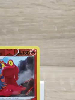Magcargo 028/185 Reverse Holo Vivid Voltage Pokemon TCG Card - Image 3
