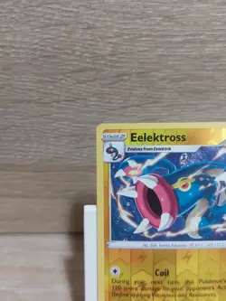 Eelektross 061/196 Reverse Holo Rare Lost Origin Pokemon Card - Image 3