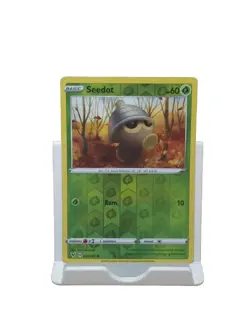 Seedot 010/185 Reverse Holo Vivid Voltage Pokemon TCG Card - Image 1
