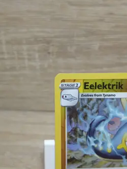 Eelektrik 060/196 Reverse Holo Lost Origin Pokemon Card - Image 2