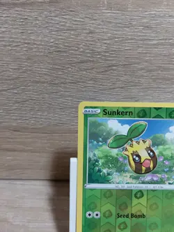Sunkern 005/195 Reverse Holo Silver Tempest Pokemon Card - Image 2
