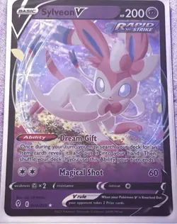 Pokemon TCG 2021 SWSH Evolving Skies #74/203 Sylveon V Ultra Rare Holo Card NM - Image 1
