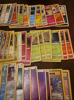 Pokemon Assorted Card Lot - Image 5