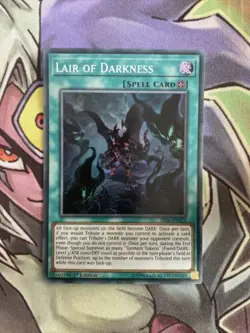 SR06-EN022 Lair Of Darkness Super Rare 1st Edition NM Yugioh Card - Image 1