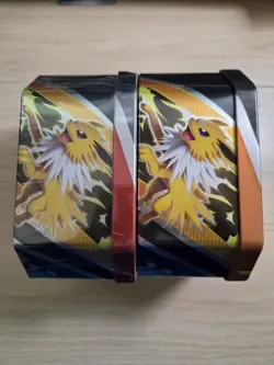 Pokemon Eevee Evolutions Collector's Tin Lot Flareon V and Jolteon V Sealed - Image 2