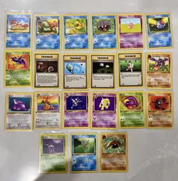 Pokemon Fossil 1st Edition Near Complete Common And Uncommon Set LP - Exc - Image 1
