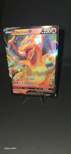 2020 Pokemon SWSH Darkness Ablaze Charizard v #019/189 - Image 2
