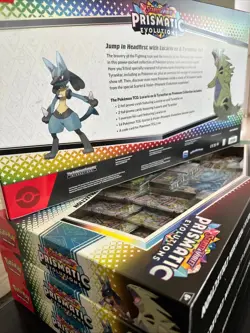 4x Pokemon Prismatic Evolutions Lucario Ex & Tyranitar Ex Premium Collection BOX - Image 2