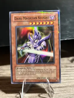 Yu-Gi-Oh! Dark Magician Knight ROD-EN001 - Super Parallel Rare Unlimited Ed NM - Image 1