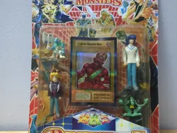 Dungeon Dice Monsters Yu Gi Oh! Holographic Lighter Monster Man & 4 Figures - Image 3