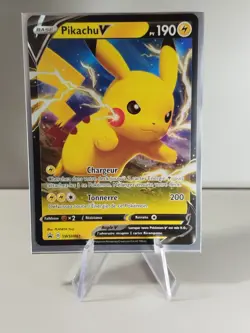 POKEMON FR Card - Pikachu V SWSH061 Promo - Image 3
