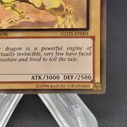 Yu-Gi-Oh! Blue-Eyes White Dragon Limited Edition Ghost Rare Card GLD5-EN001 - Image 3