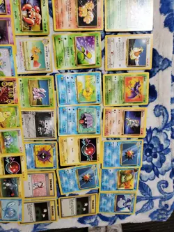 Huge Collection Bulk Lot 120 Pokemon Cards Vintage 1999 WOTC Gym Base Neo Fossil - Image 4