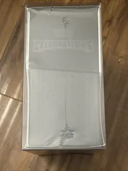 Pokemon Celebrations ETB Elite Trainer Box 25th anniversary + Protective Case 820650809439 - Image 5