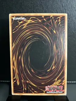 Yu-Gi-Oh Blue-Eyes White Dragon CT14-EN002 Limited Edition Secret Rare Card - Image 2