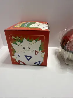 Pokemon 23k Gold Plated Togepi Trading Card 1999 Burger King Pokeball SEALED - Image 5