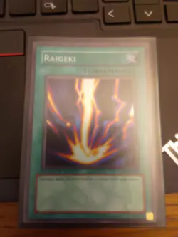 Raigeki LDD-S053 Super Rare 1st Edition Spanish Yugioh LP - Image 1