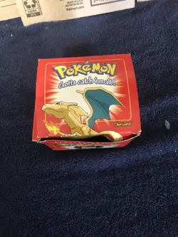 1999 BURGER KING POKEMON GOLD CARD CHARIZARD, And POLIWHIRL. Complete In Box. - Image 2