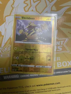 046/172 Electabuzz : Reverse Holo Card : Pokemon TCG SWSH09 Brilliant Stars - Image 1
