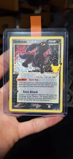 Pokemon Celebrations Umbreon Holo Gold Star #17/17 Classic Rare NM - Image 5