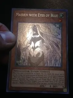Yu-Gi-Oh! SECRET RARE HOLO CARD MAIDEN WITH EYES OF BLUE LCKC-EN012 1ST NM - Image 2