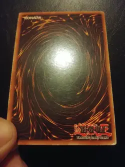 Yu-Gi-Oh! SUPER RARE HOLO CARD INVADER OF THE THRONE MRL-026 VINTAGE PRINT LP/MP - Image 3