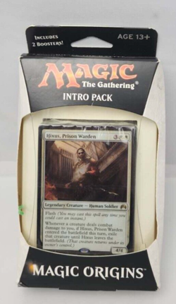 Magic The Gathering: Magic Origins Brave the Battle Intro Deck w/ 2 Booster pack - Image 1