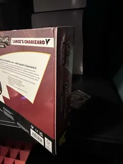 Pokemon TCG Celebrations Lance’s Charizard V Box *SEE PHOTOS - DENTS* - Image 5