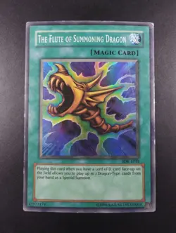 YUGIOH 2002 | THE FLUTE OF SUMMONING DRAGON | SDK-E039 | POOR (HEAVY PLAYED) - Image 1