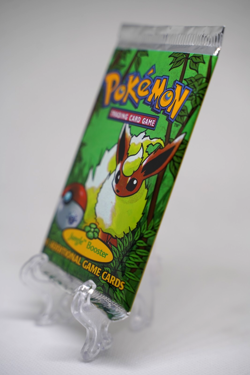 21.00g Pokemon 1999 Jungle 1st Edition Booster Pack Flareon WOTC Factory Sealed - Image 4