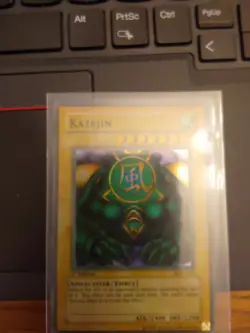 Yu-Gi-Oh MRD-026 KAZEJIN (super rare) 1st Ed LP Faded Misprint - Image 2