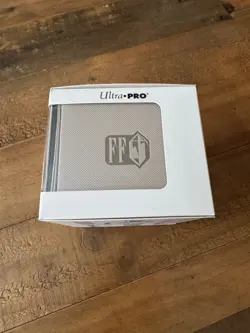 New Ultra Pro Magic the Gathering MTG Final Fantasy Alcove Edge Deck Box | Cloud - Image 4