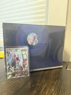 Pokemon Go Pokemon Center Elite Trainer Box with Mewtwo V card 072/078 - Image 1