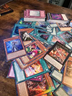 Yugioh 200+ random card lot HOLOS see pics assorted good vintage - Image 3