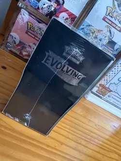 Pokemon TCG Sword and Shield Evolving Skies Elite Trainer Box ETB Sealed - Image 5