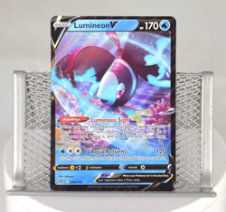 Pokemon TCG Brilliant Stars Lumineon V 040/172 Holo Ultra Rare - Image 1