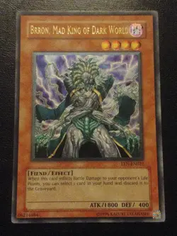 Yu-Gi-Oh! ULTIMATE RARE HOLO CARD BRRON MAD KING OF DARK WORLD EEN-EN022 LP - Image 1