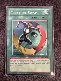 Yugioh Creature Swap DB2-EN190 Super Rare Unlimited Edition NM - Image 1
